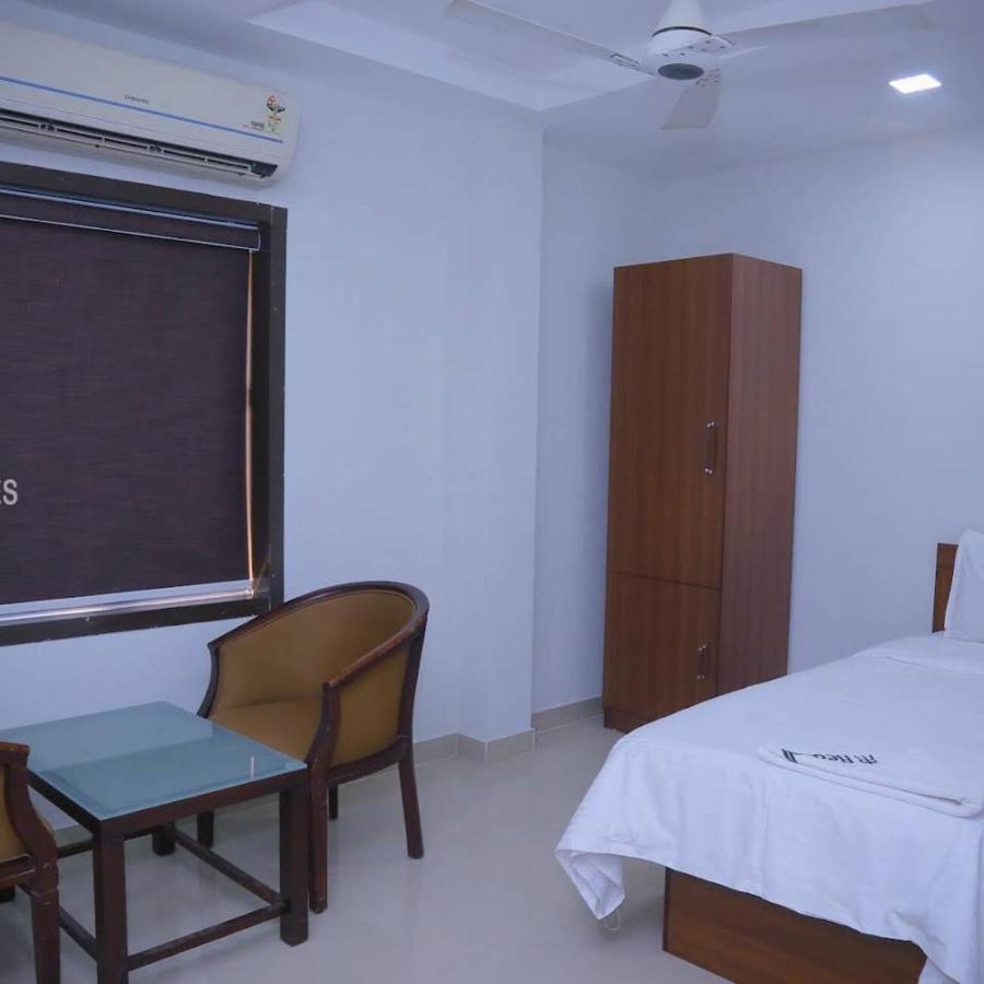 Redbell Suites Malapuram Malappuram Kültér fotó